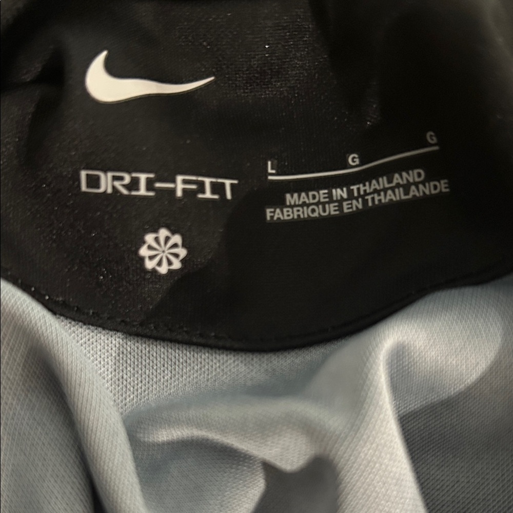 Nike Black Geometric Soccer Jersey - Picture 3 of 3